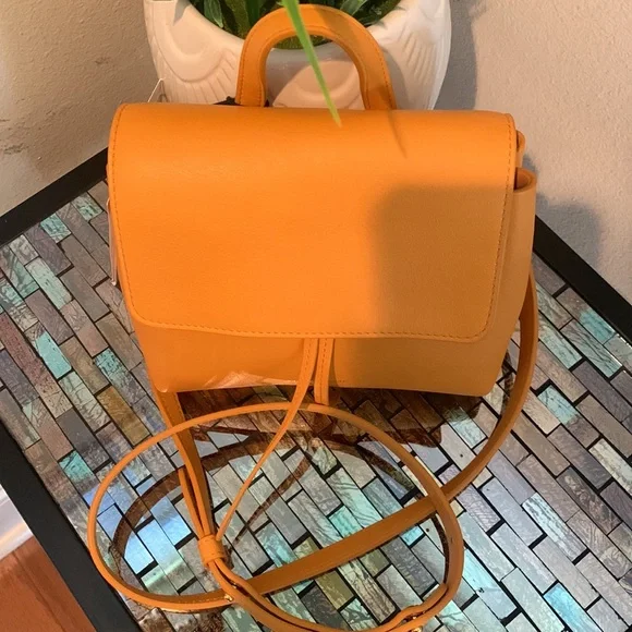 ❤️🍇🍇Host Pick.ManSur Gavriel  Mini Soft Lady Leather Bag❤️🍇🍇
MANSUR GAVRIEL - Picture 11 of 16